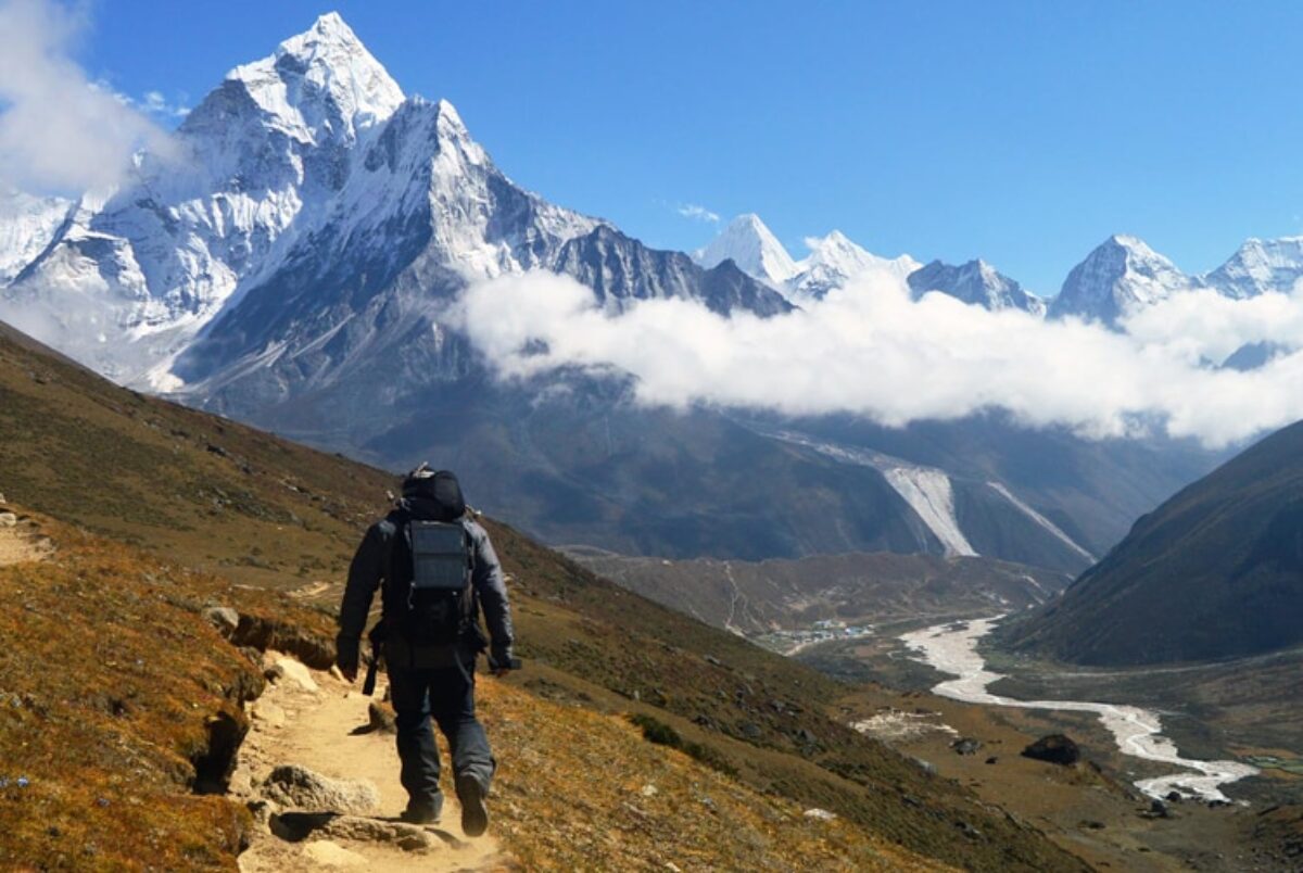 A Trekkers Guide to the EBC Adventure with Sherpa Expedition Teams